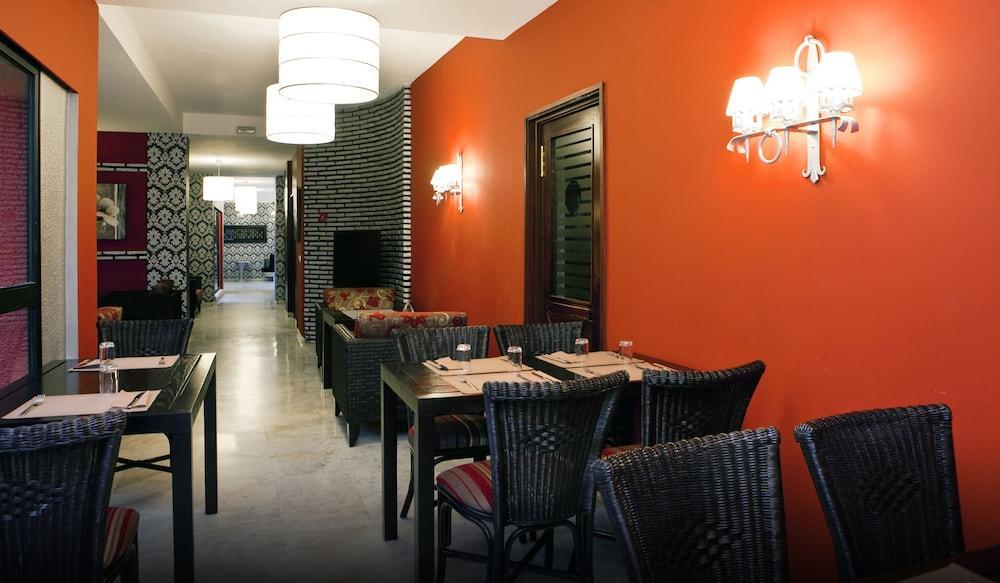 Hotel Itaca Colon By Soho Boutique Córdoba Exterior foto